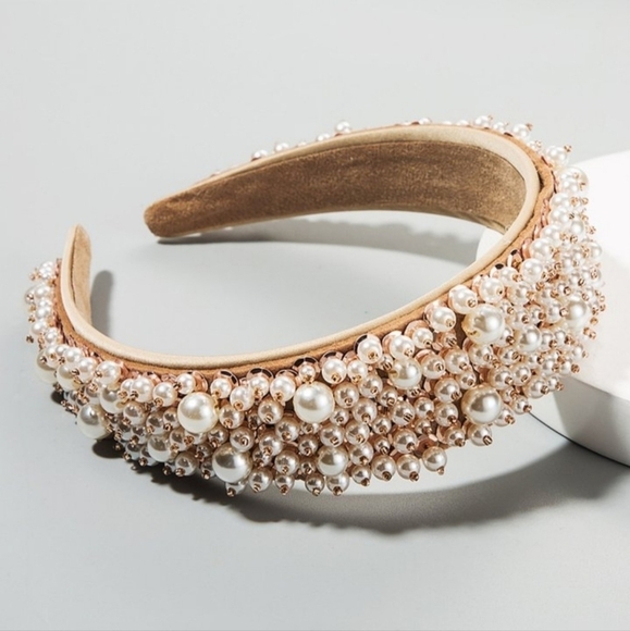 Ella & Elly Accessories - WHITE IMITATION PEARL & GOLDTONE METALLIC HARD HEADBAND